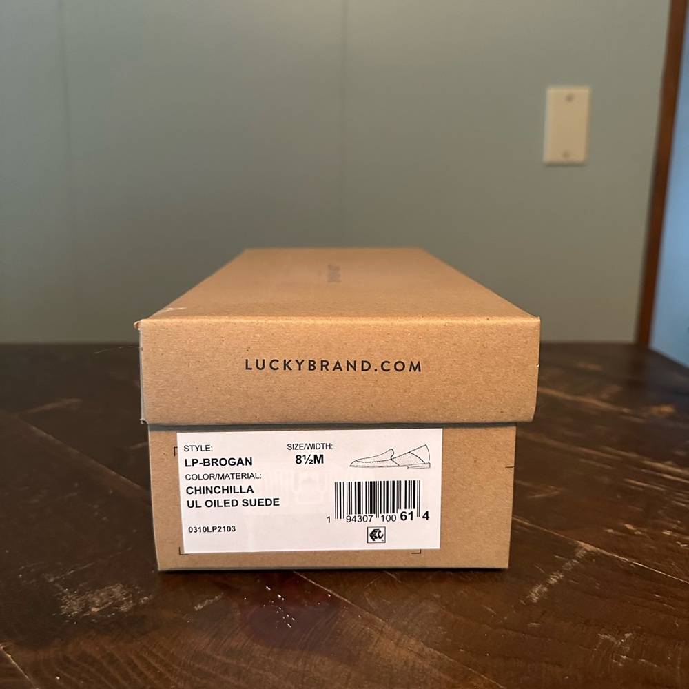 Lucky Brand Cream Textured Loafers - Picture 4 of 4